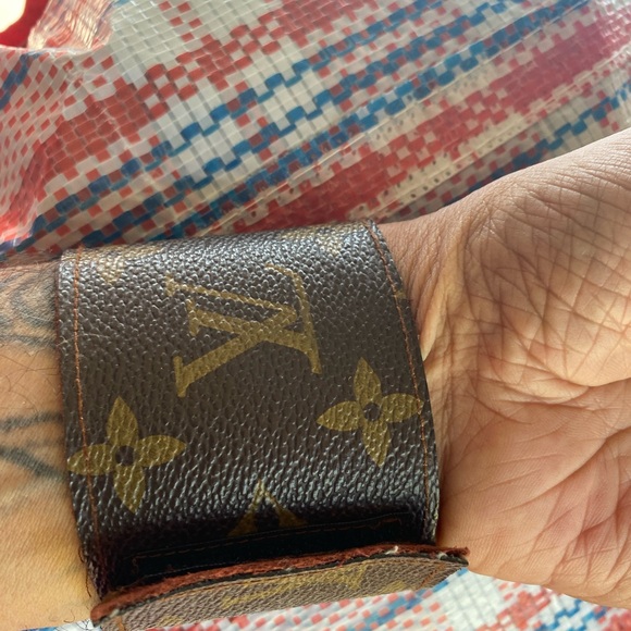 Handmade cuff with vintage material - Picture 6 of 8